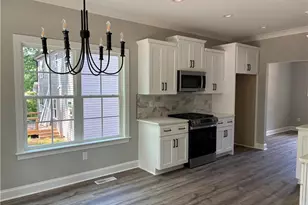 1000 Kelwyn Ln, Lewisville, NC 27023 - Photo 8