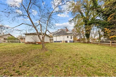 328 E Raleigh Avenue, Liberty, NC 27298 - Photo 6