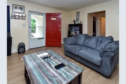 521 E 25th Street, Winston-Salem, NC 27101 - Photo 12
