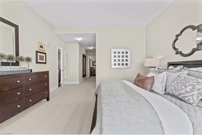 201 N Elm Street #1001, Greensboro, NC 27401 - Photo 26