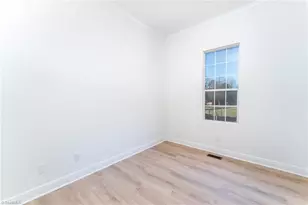 4114 Rose Lake Dr, Greensboro, NC 27407 - Photo 14