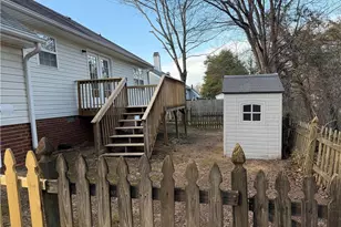 3007 Brookrun Dr, Jamestown, NC 27282 - Photo 18