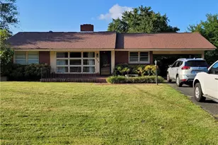 130 Williamson Ave, Mount Airy, NC 27030 - Photo 2