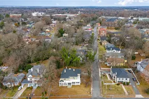 603 W Davis St, Burlington, NC 27215 - Photo 2