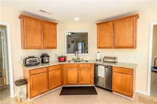 512 Walnut Crossing Dr, Whitsett, NC 27377 - Photo 28