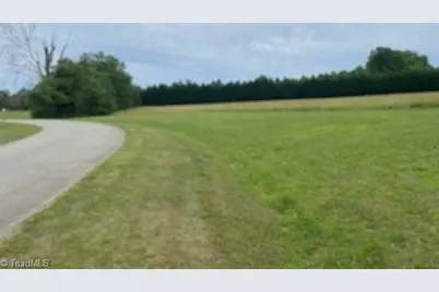 4524 W Millstone Drive, Burlington, NC 27215 - Photo 2