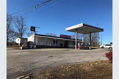 8172 Boone Trail, Purlear, NC 28665 - Photo 16