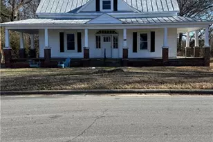 501 Fontaine St, Reidsville, NC 27320 - Photo 1