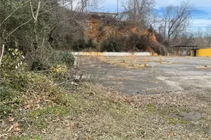 204 Main St, North Wilkesboro, NC 28659 - Photo 8