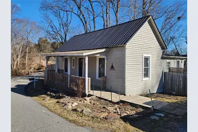 216 N Stout Street, Randleman, NC 27317 - Photo 1