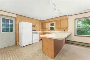 5971 Beckner St, Winston-Salem, NC 27103 - Photo 6