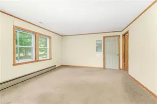 5971 Beckner St, Winston-Salem, NC 27103 - Photo 12