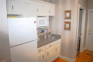 222 E Meadow Rd, Eden, NC 27288 - Photo 18