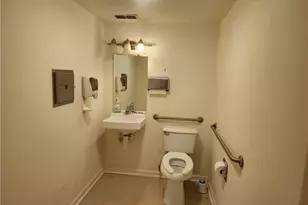 601 Willow St, Mount Airy, NC 27030 - Photo 14