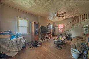 225 E Monmouth St, Winston-Salem, NC 27127 - Photo 8