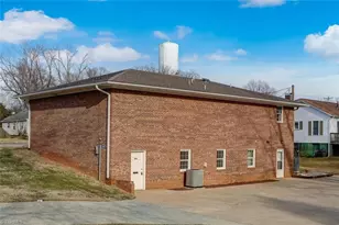 1203 Northup St, Reidsville, NC 27320 - Photo 34