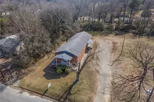 3806 Dawson Ave, Greensboro, NC 27401 - Photo 14