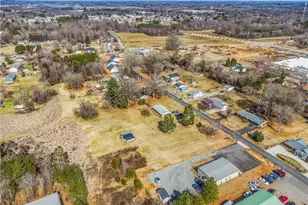 640 Carolina Ave, Yadkinville, NC 27055 - Photo 8