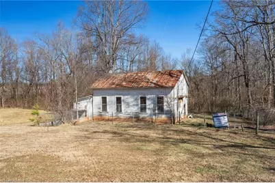 8249 Nc Highway 87, Wentworth, NC 27320 - Photo 38