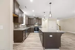 1987 Meadowview Dr, Graham, NC 27253 - Photo 6