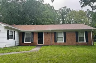 1906 Greenstone Pl, High Point, NC 27265 - Photo 2