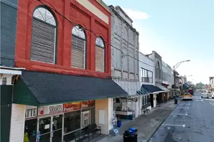 244 Main St, Mount Airy, NC 27030 - Photo 2