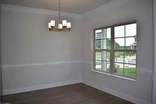 2932 Flat Rock Dr, Winston-Salem, NC 27127 - Photo 2