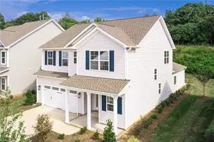 2950 Flat Rock Dr, Winston-Salem, NC 27127 - Photo 2