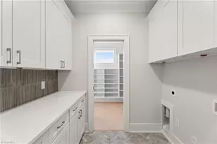 1348 Maple Chase Ln, Winston-Salem, NC 27106 - Photo 18