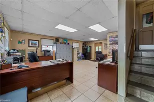 1501 Upland Dr, Greensboro, NC 27405 - Photo 30