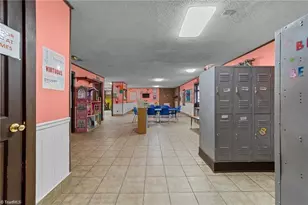 1501 Upland Dr, Greensboro, NC 27405 - Photo 2