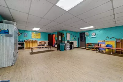 1501 Upland Drive, Greensboro, NC 27405 - Photo 20