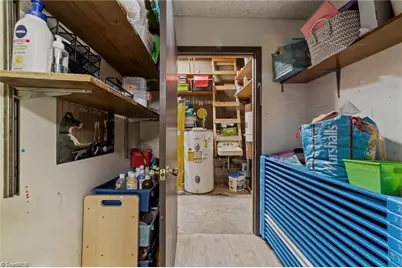 1501 Upland Drive, Greensboro, NC 27405 - Photo 12