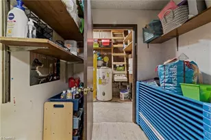 1501 Upland Dr, Greensboro, NC 27405 - Photo 12