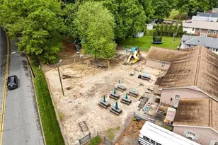 1501 Upland Dr, Greensboro, NC 27405 - Photo 40