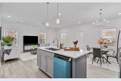 1327 Kirkman Street, Greensboro, NC 27406 - Photo 10