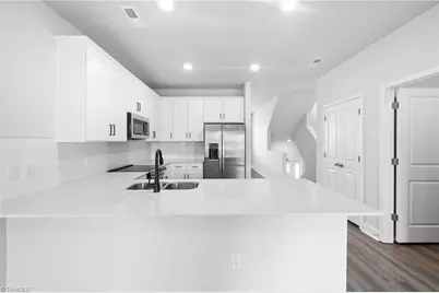 1729 University Drive #D1, Burlington, NC 27215 - Photo 28