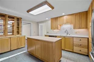 5984 Beckner St, Winston-Salem, NC 27103 - Photo 8