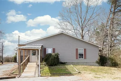 1020 Alamo Drive, Walnut Cove, NC 27052 - Photo 2
