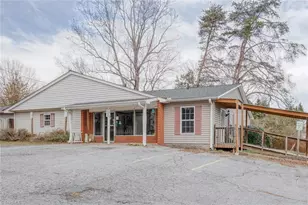 1020 Alamo Dr, Walnut Cove, NC 27052 - Photo 18