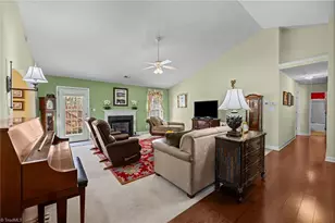 2424 Cambridge Rd, Burlington, NC 27215 - Photo 12