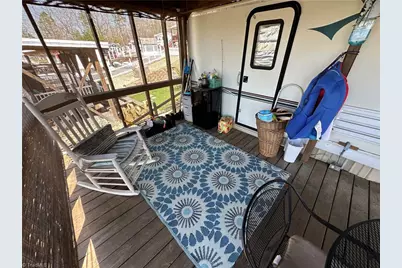 108 Robin Lane, New London, NC 28127 - Photo 18