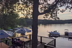 257 Boat Club Ln, Salisbury, NC 28146 - Photo 10