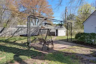 612 Parkway Blvd, Reidsville, NC 27320 - Photo 32