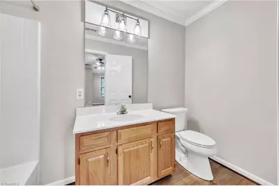 39 Mansfield Circle, Greensboro, NC 27455 - Photo 8