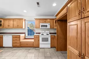 23901 Nc Hwy 902, Bennett, NC 27208 - Photo 32