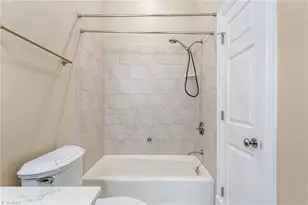 3507 Bromley Wood Ln, Greensboro, NC 27410 - Photo 22