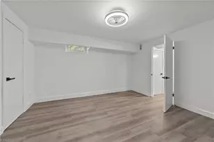 212 W Cornwallis Dr, Greensboro, NC 27408 - Photo 40