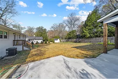 212 W Cornwallis Drive, Greensboro, NC 27408 - Photo 44