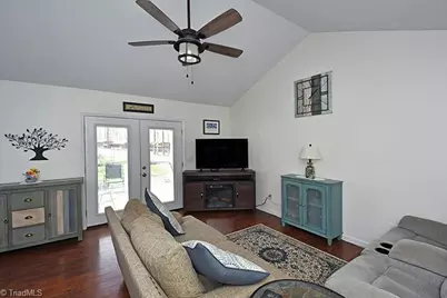 623 Roxboro Drive, Mount Gilead, NC 27306 - Photo 8